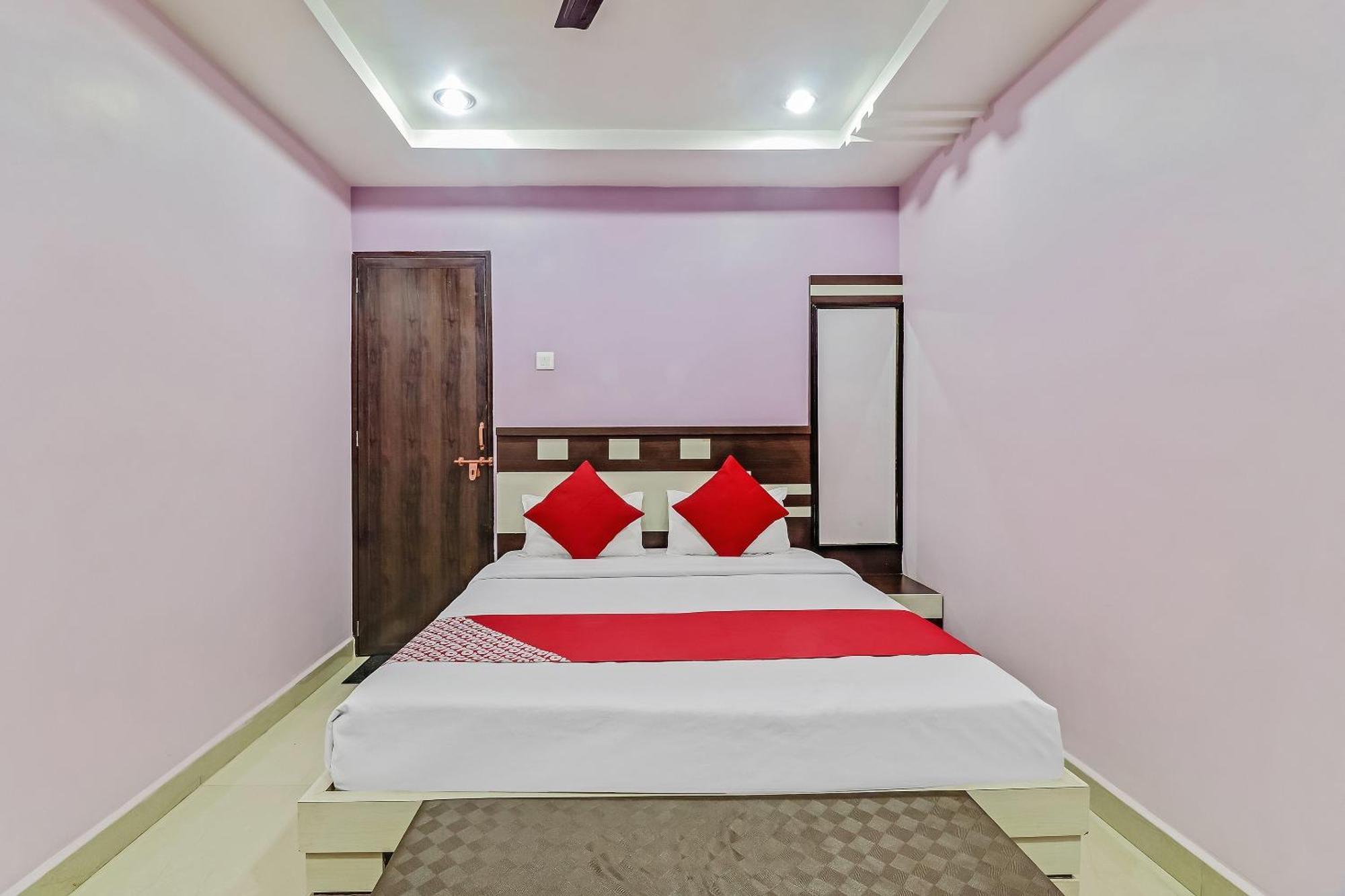 Super Hotel O Royal Raj Nandgaon Eksteriør bilde